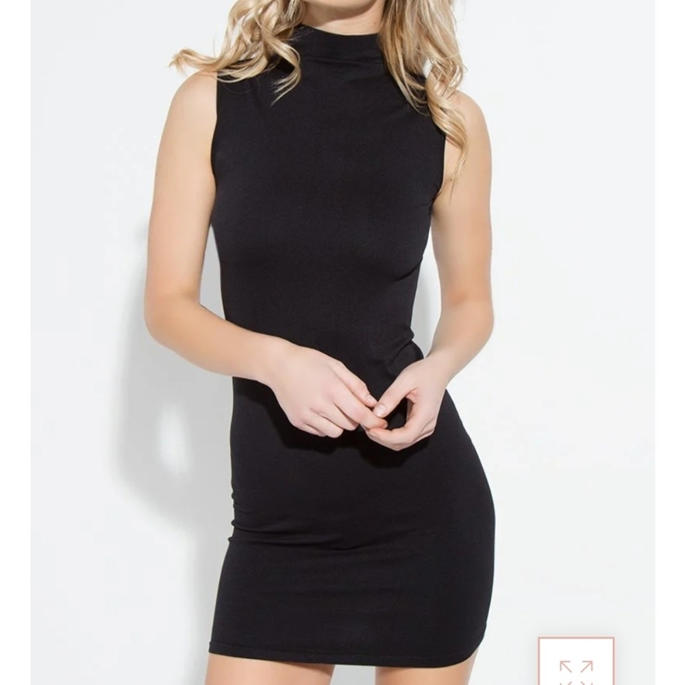 HP🔥SUGARLIPS SEAMLESS LITTLE BLACK DRESS XS/S Hp🔥🔥🔥